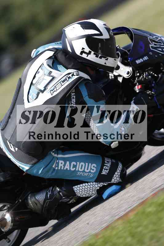 /44 09.08.2025 Plüss Moto Sport ADR/Freies Fahren/411